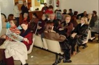 Largas horas de espera en consultorios odontológicos